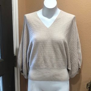 Elegant V-Neck Sweater in Cream